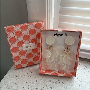 NIB Piper K Natural Shell Dangle Earrings